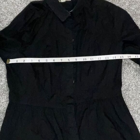 Women’s Burberry button down shirt - Picture 9 of 10